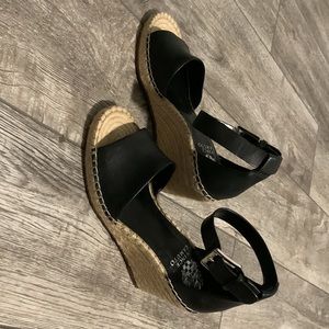 Vince Camuto Women’s Leera Espadrille Wedge Sandal